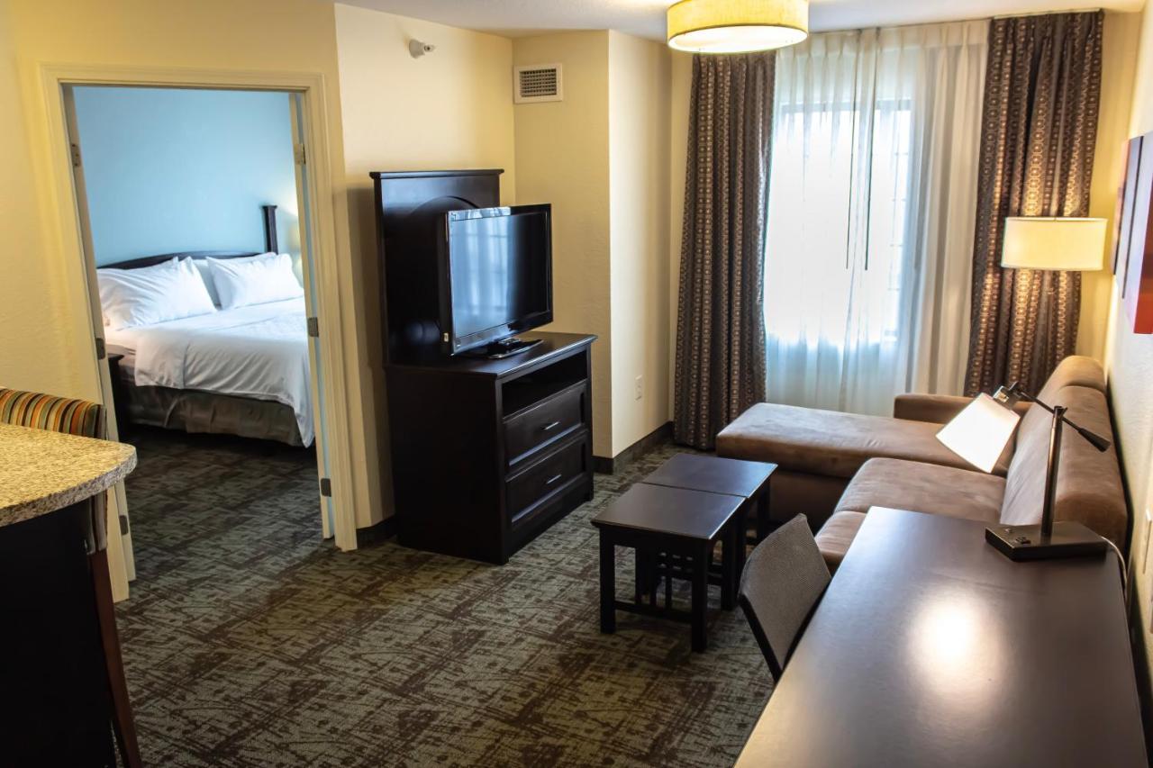 Staybridge Suites Minot, An Ihg Hotel Екстериор снимка