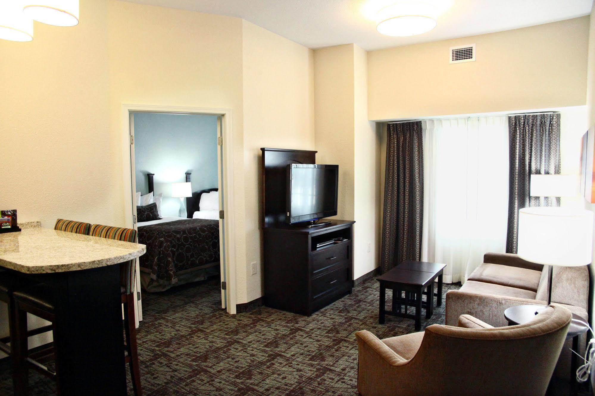 Staybridge Suites Minot, An Ihg Hotel Екстериор снимка